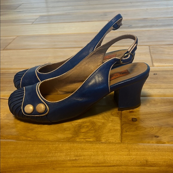 Miz Mooz Emily Blue and Cream heels - Picture 5 of 9